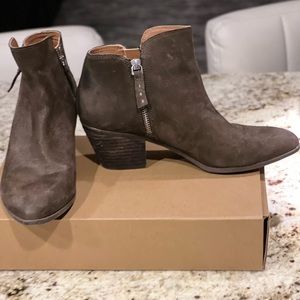 FRYE Booties. Size 8